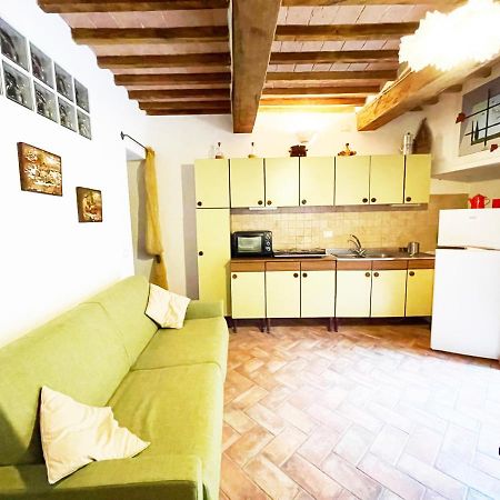 Angolino Appartamento In Centro E Terme A 10 Min San Quirico dʼOrcia Kültér fotó
